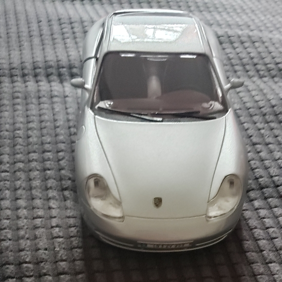 Bburago Porsche Carrera - Picture 7 of 7